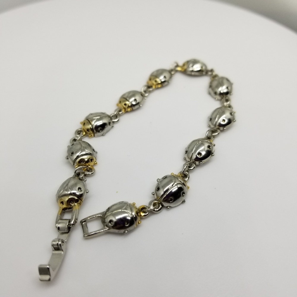 VINTAGE LIZ CLAIBORNE LADYBUG BRACELET - Picture 3 of 4